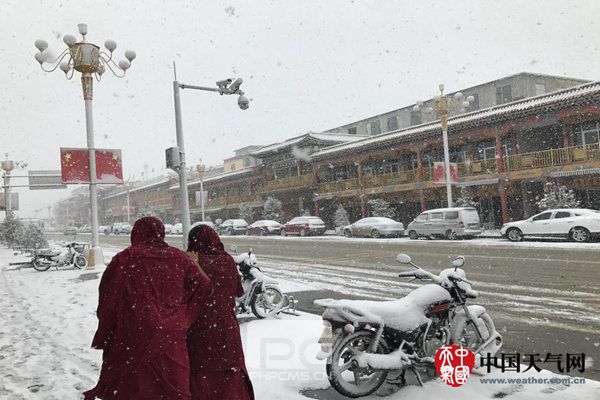 北方迎大风降温多地现初雪 重庆有暴雨