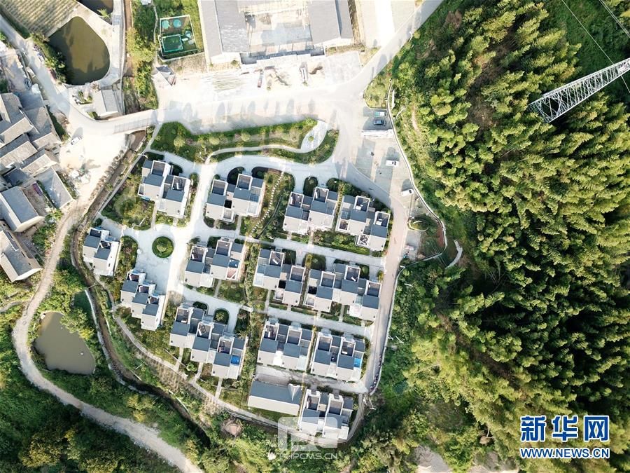 （集中连片特困地区贫困村调研行·图文互动）（2）贫困大湾焕发勃勃生机——安徽金寨县大湾村脱贫调查
