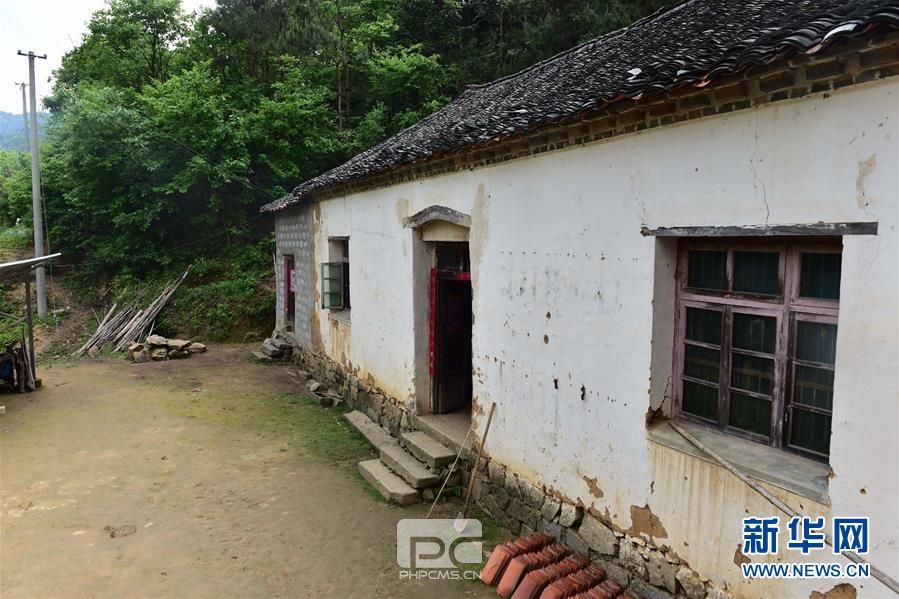 (集中连片特困地区贫困村调研行·图文互动)(1)贫困大湾焕发勃勃生机——安徽金寨县大湾村脱贫调查