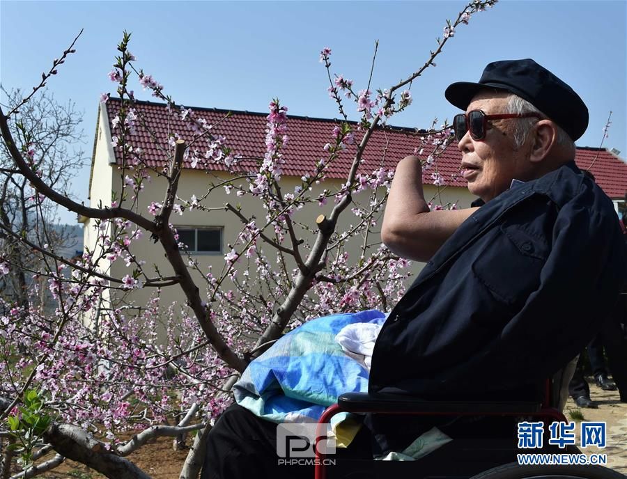 （壮丽70年·奋斗新时代——共和国荣光·图文互动）（1）朱彦夫：身残志坚敢担当 带领乡亲奔小康 